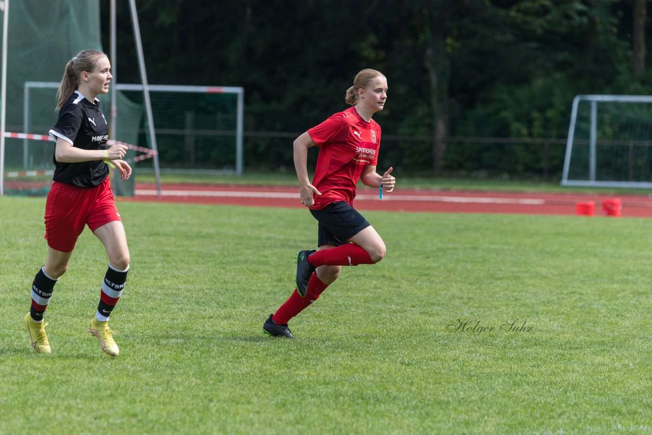 Bild 329 - Loewinnen Cup